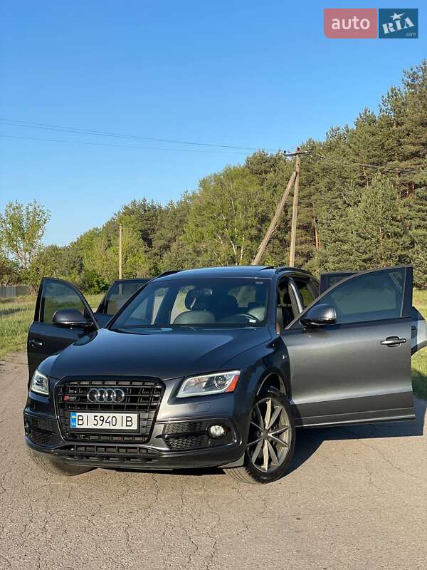 Внедорожник / Кроссовер Audi SQ5 2016 в Кременчуге