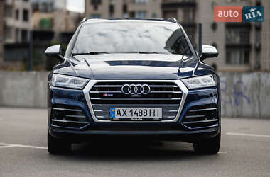 Внедорожник / Кроссовер Audi SQ5 2018 в 
