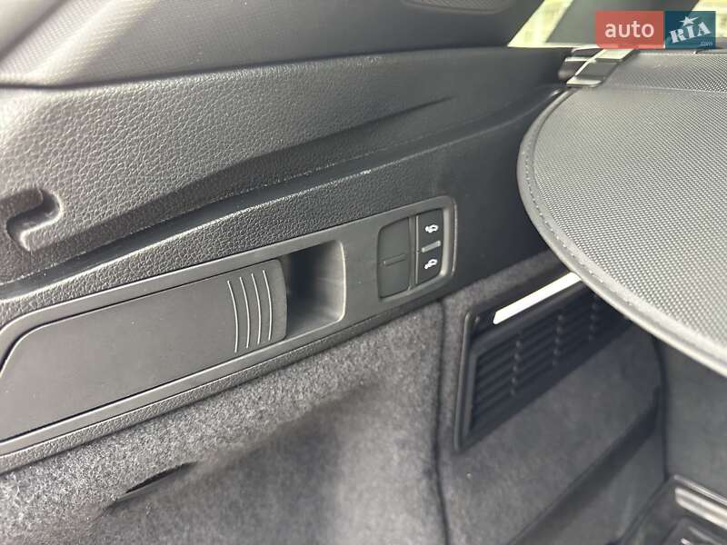 Внедорожник / Кроссовер Audi SQ5 2018 в Харькове