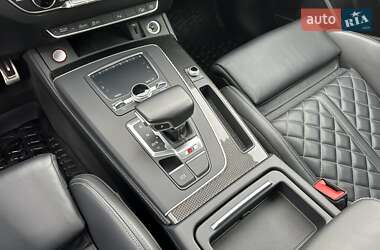 Внедорожник / Кроссовер Audi SQ5 2018 в 