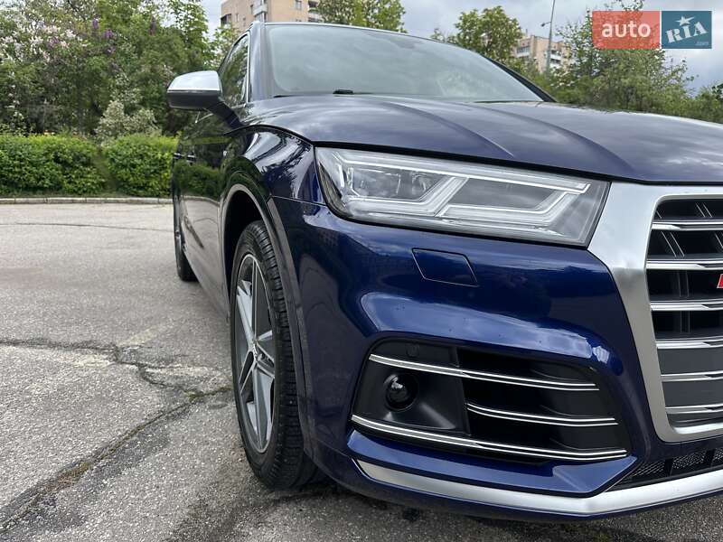 Внедорожник / Кроссовер Audi SQ5 2018 в Харькове