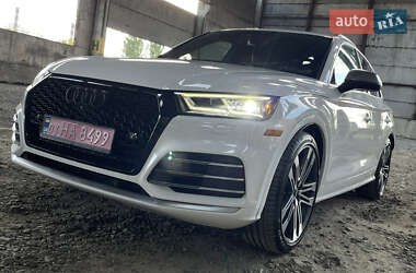 Позашляховик / Кросовер Audi SQ5 2018 в 