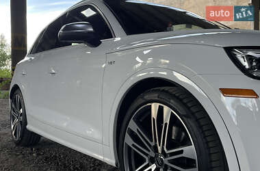 Позашляховик / Кросовер Audi SQ5 2018 в 