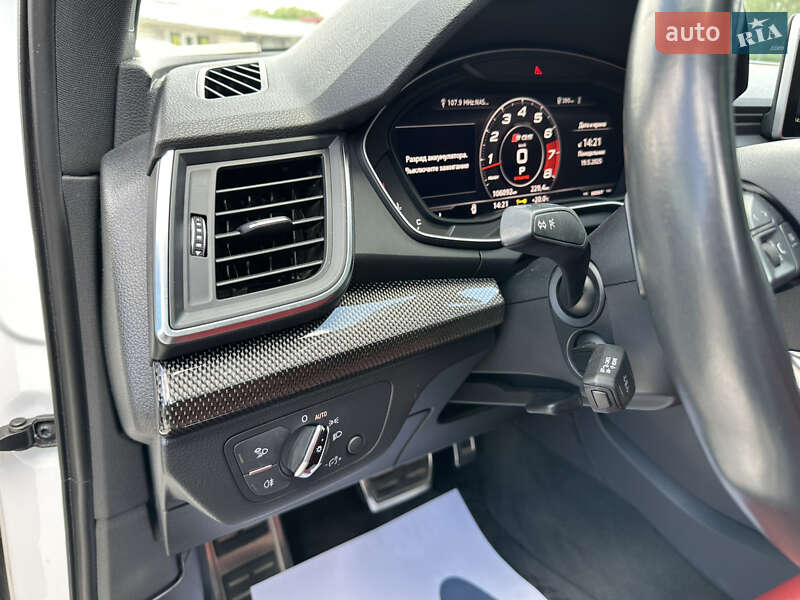 Внедорожник / Кроссовер Audi SQ5 2018 в Киеве