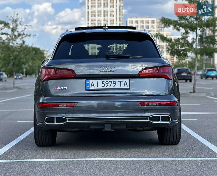 Внедорожник / Кроссовер Audi SQ5 2017 в Киеве