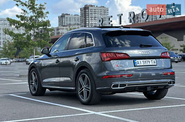 Внедорожник / Кроссовер Audi SQ5 2017 в 