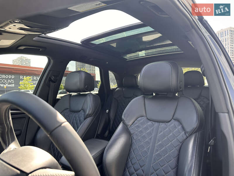Внедорожник / Кроссовер Audi SQ5 2017 в Киеве