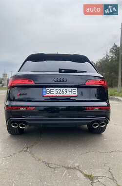 Позашляховик / Кросовер Audi SQ5 2023 в 