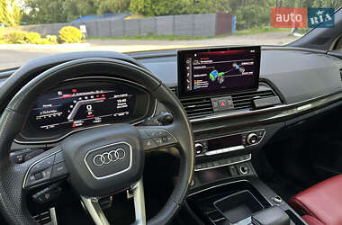 Внедорожник / Кроссовер Audi SQ5 2022 в 