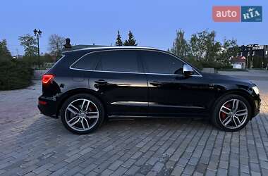 Внедорожник / Кроссовер Audi SQ5 2014 в 