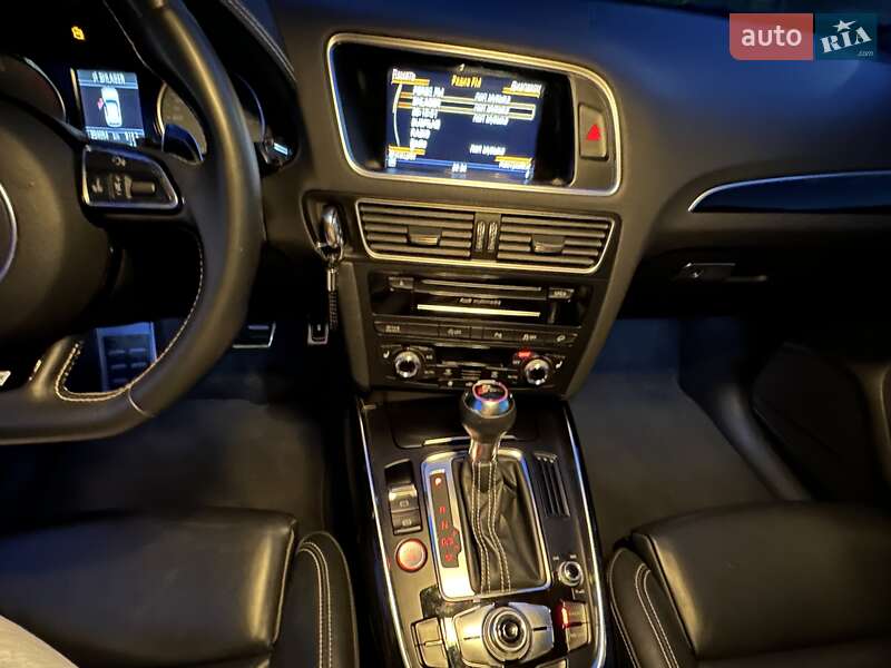 Внедорожник / Кроссовер Audi SQ5 2014 в Белой Церкви