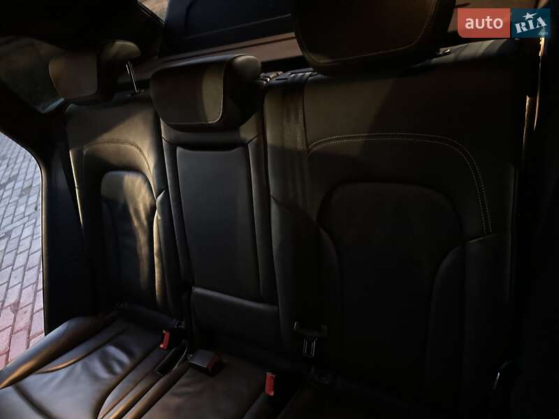 Внедорожник / Кроссовер Audi SQ5 2014 в Белой Церкви