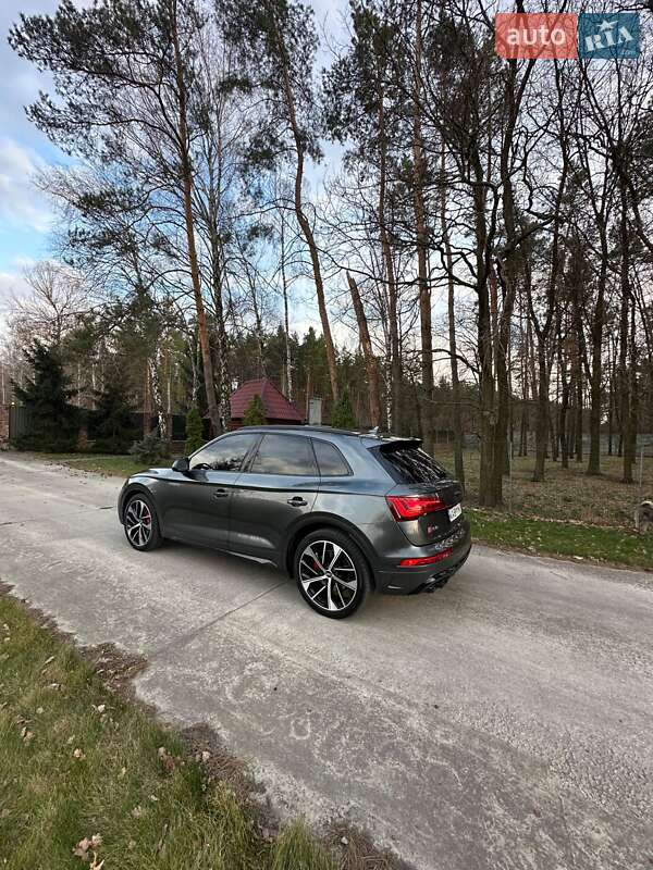 Внедорожник / Кроссовер Audi SQ5 2020 в Киеве