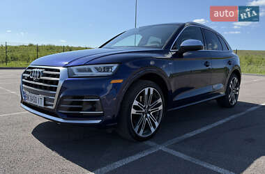 Внедорожник / Кроссовер Audi SQ5 2017 в 