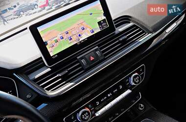 Позашляховик / Кросовер Audi SQ5 2018 в 