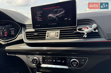Внедорожник / Кроссовер Audi SQ5 2018 в 