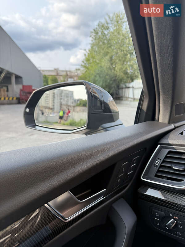 Внедорожник / Кроссовер Audi SQ5 2018 в Киеве