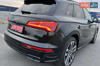 Внедорожник / Кроссовер Audi SQ5 2020 в 
