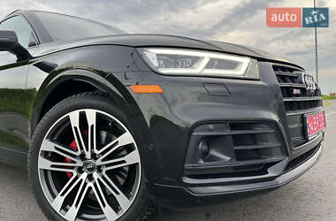 Внедорожник / Кроссовер Audi SQ5 2020 в 