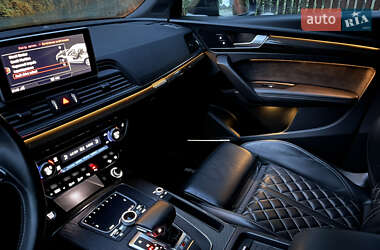 Внедорожник / Кроссовер Audi SQ5 2020 в 