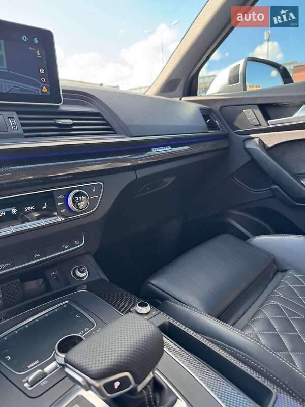 Позашляховик / Кросовер Audi SQ5 2017 в Львові
