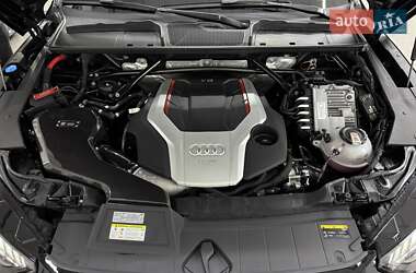 Внедорожник / Кроссовер Audi SQ5 2021 в 