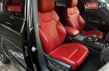 Внедорожник / Кроссовер Audi SQ5 2020 в 