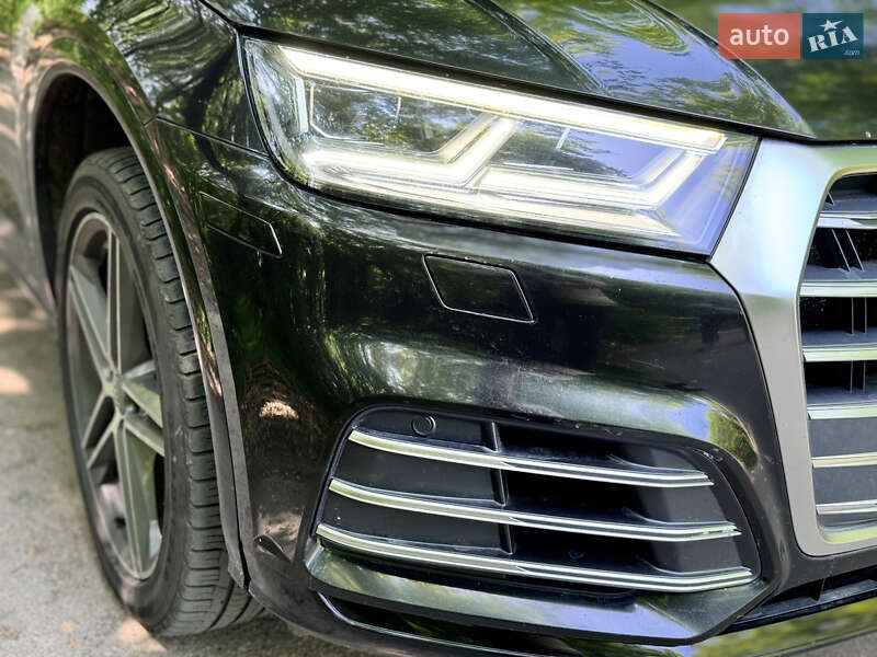Позашляховик / Кросовер Audi SQ5 2018 в Києві