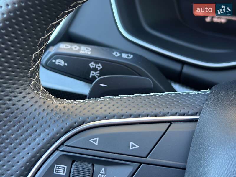 Позашляховик / Кросовер Audi SQ5 2022 в Львові