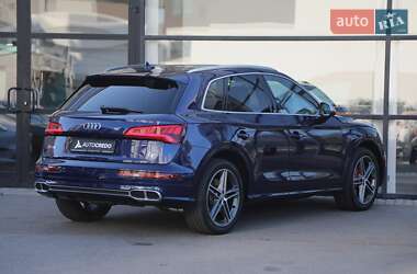 Внедорожник / Кроссовер Audi SQ5 2018 в 