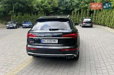 Внедорожник / Кроссовер Audi SQ5 2022 в 