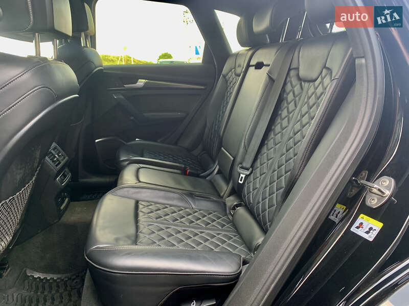 Внедорожник / Кроссовер Audi SQ5 2019 в Львове