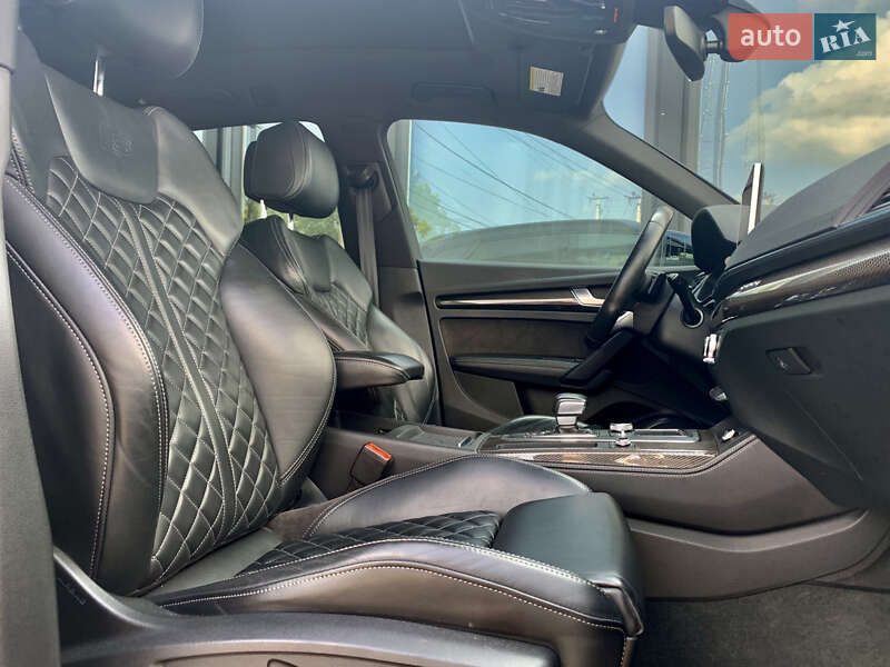 Внедорожник / Кроссовер Audi SQ5 2019 в Львове