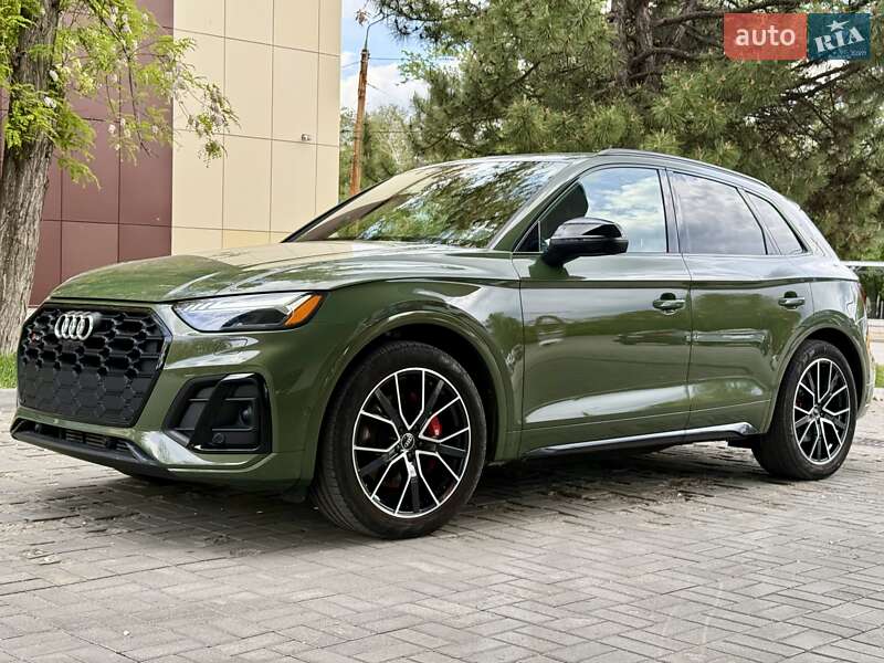 Внедорожник / Кроссовер Audi SQ5 2021 в Днепре