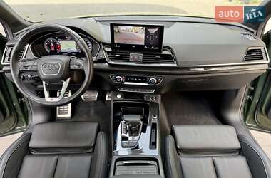 Внедорожник / Кроссовер Audi SQ5 2021 в 