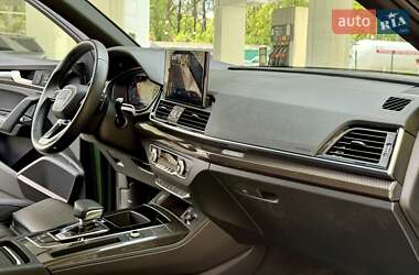 Внедорожник / Кроссовер Audi SQ5 2021 в 