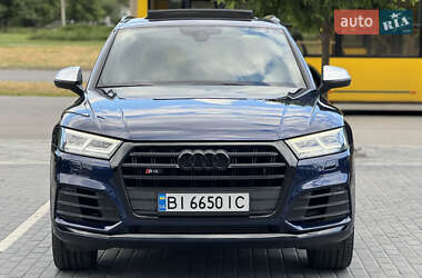 Внедорожник / Кроссовер Audi SQ5 2017 в 