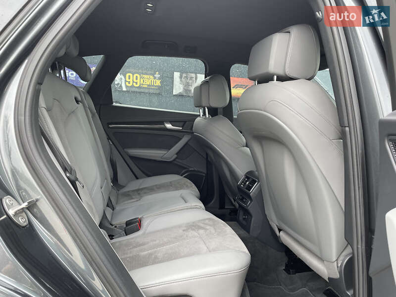 Позашляховик / Кросовер Audi SQ5 2018 в Києві