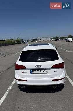 Внедорожник / Кроссовер Audi SQ5 2015 в 