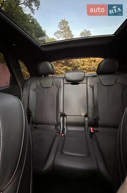 Внедорожник / Кроссовер Audi SQ5 2017 в 