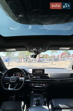 Внедорожник / Кроссовер Audi SQ5 2018 в 