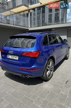 Внедорожник / Кроссовер Audi SQ5 2016 в 
