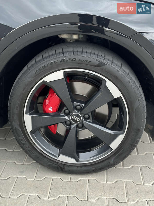 Позашляховик / Кросовер Audi SQ5 2018 в Києві