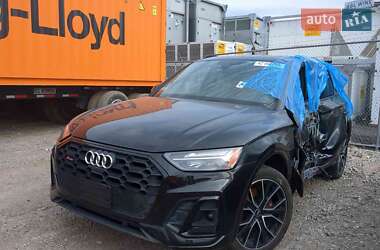 Внедорожник / Кроссовер Audi SQ5 2021 в 