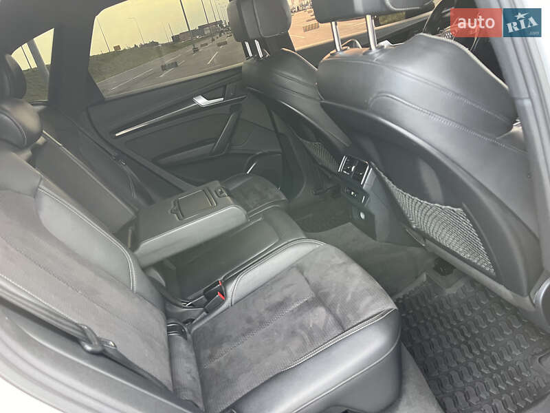 Внедорожник / Кроссовер Audi SQ5 2018 в Львове