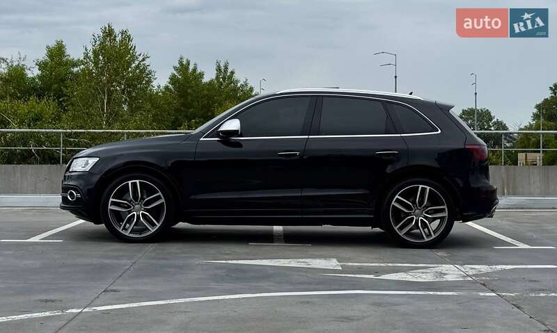 Внедорожник / Кроссовер Audi SQ5 2015 в Киеве