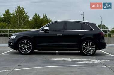 Внедорожник / Кроссовер Audi SQ5 2015 в 