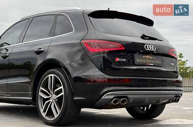 Внедорожник / Кроссовер Audi SQ5 2015 в 