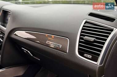 Внедорожник / Кроссовер Audi SQ5 2015 в 