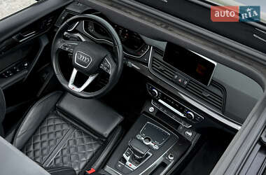 Внедорожник / Кроссовер Audi SQ5 2020 в 